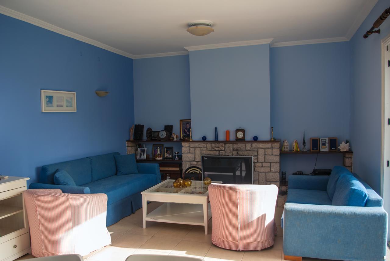 Irimar Retreat Managed By Hilltop Residences Mikrá Mandínia エクステリア 写真